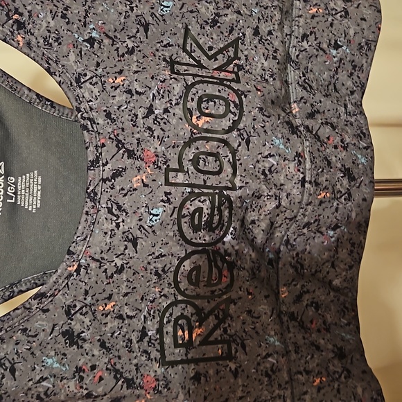 Reebok sports bra - Picture 3 of 4